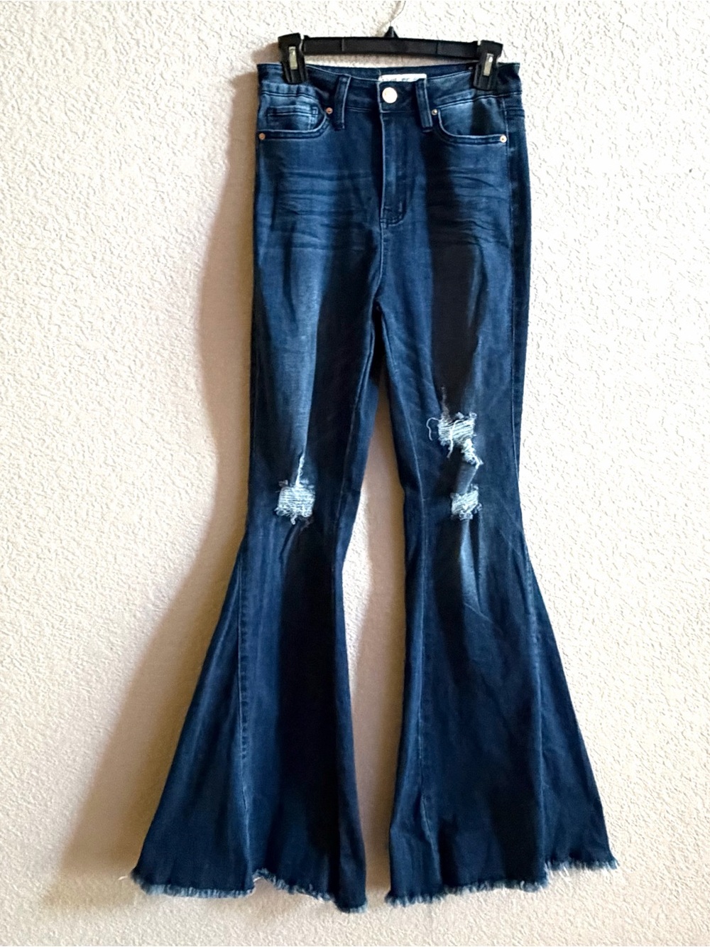 YMI Gigi Extreme Fit & Flare‎ Jeans Womens 9/29X33” Stretch Pockets Bell Bottoms